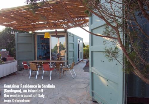 Containers used for a living residence in the Italian desert with Super Therm